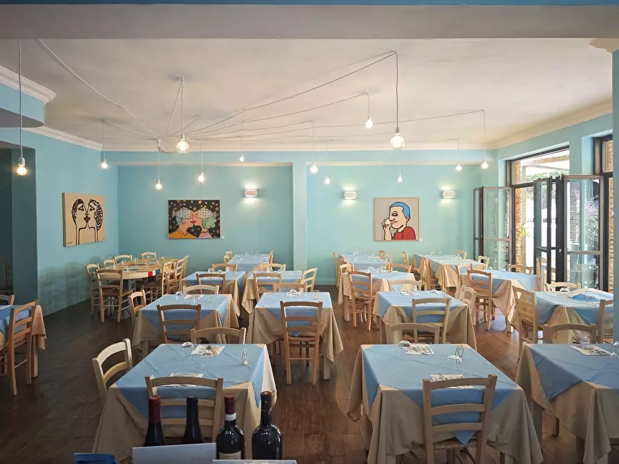 Immagine 7 di Locale commerciale in vendita  in Località Fiascherino 7 a Lerici