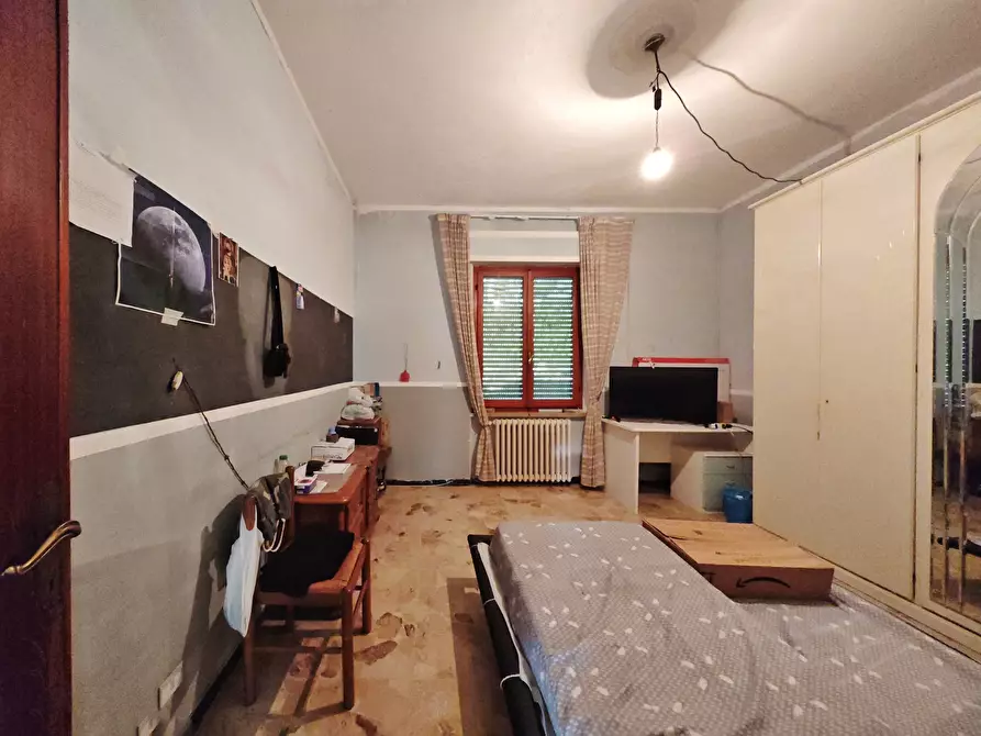 Immagine 37 di Porzione di casa in vendita  in SP23 683 a Castelnuovo Magra