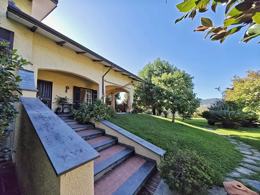Immagine 24 di Villa in vendita  in Via Forano 9 a Ameglia