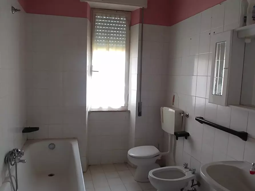 Immagine 12 di Casa bifamiliare in vendita  in Via Borgo di Mezzo a Sarzana