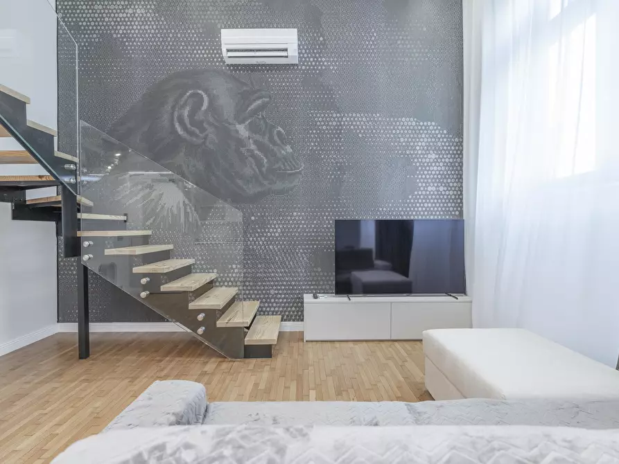 Immagine 1 di Loft/Open space in vendita  in Corso Regina Margherita 181 a Torino