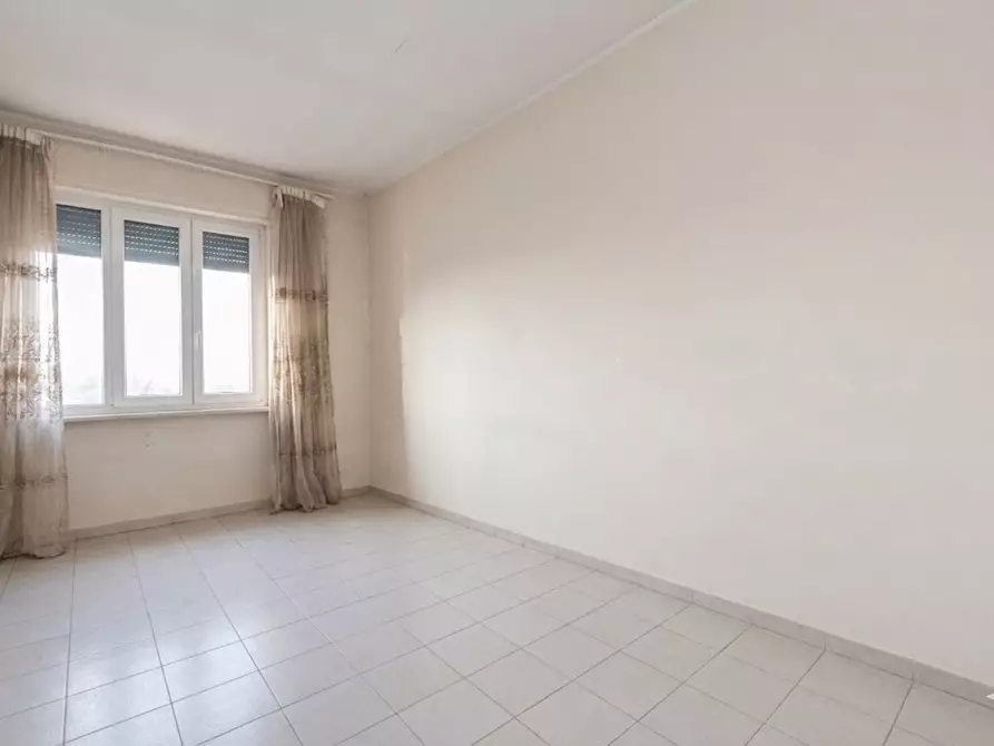 Immagine 13 di Trilocale in vendita  in Via Bologna 93 a Torino