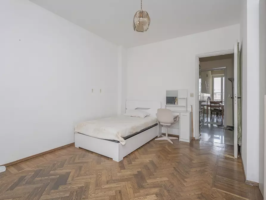 Immagine 11 di Trilocale in vendita  in Via Federico Paolini 18 a Torino