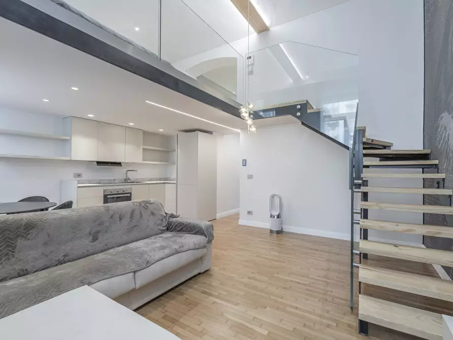 Immagine 5 di Loft/Open space in vendita  in Corso Regina Margherita 181 a Torino