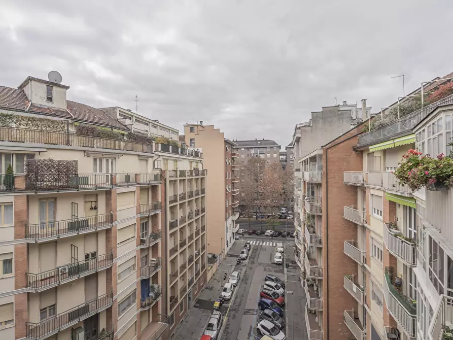 Immagine 25 di Trilocale in vendita  in Via Federico Paolini 18 a Torino