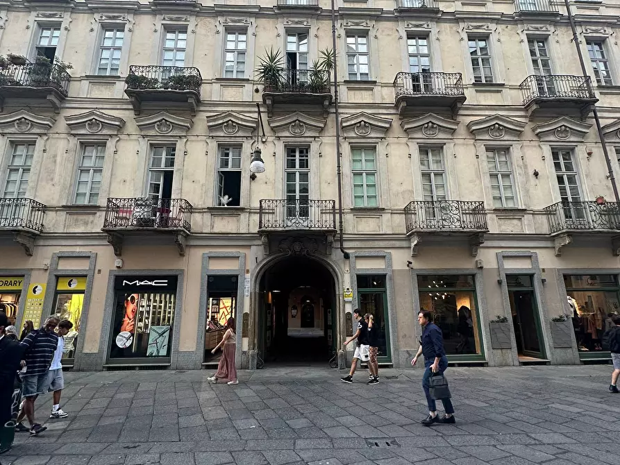 Immagine 1 di Trilocale in vendita  in Via Giuseppe Garibaldi 18 a Torino