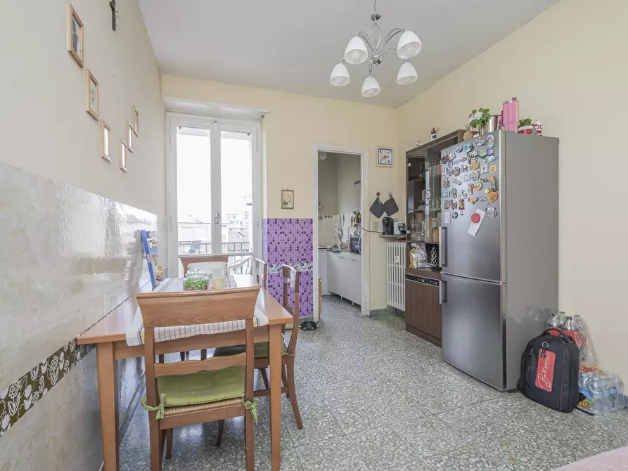 Immagine 6 di Trilocale in vendita  in Via Federico Paolini 18 a Torino