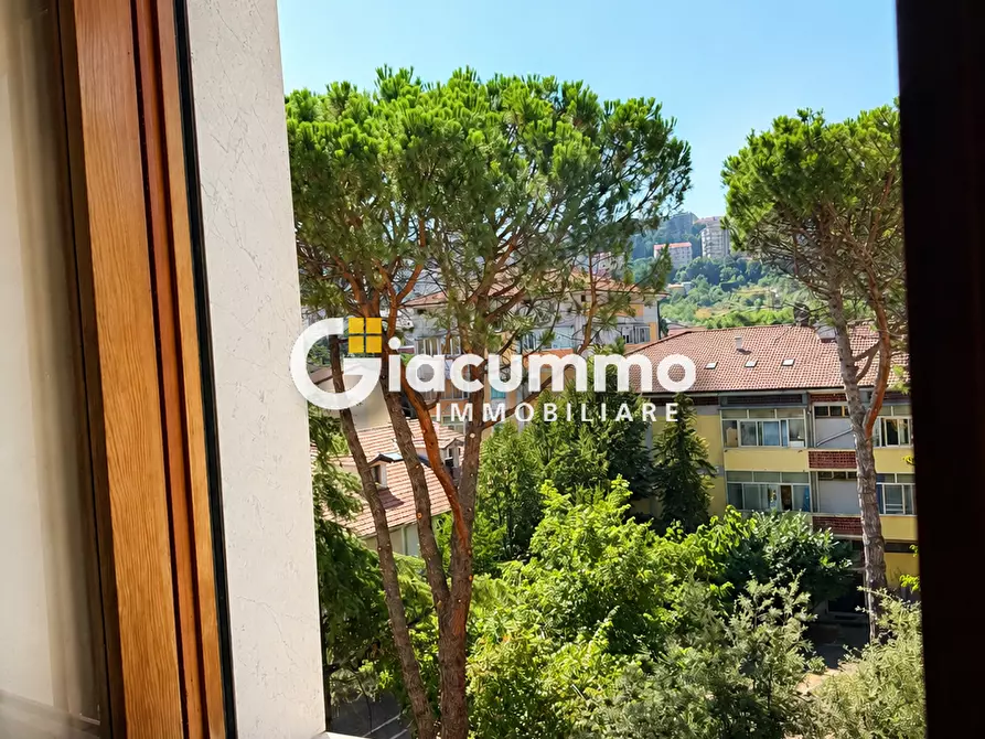 Immagine 17 di Pentalocale in vendita  in Via Genova 12 a Potenza