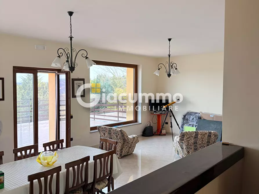 Immagine 8 di Casa bifamiliare in vendita  in Via Mezzana 209 a Potenza