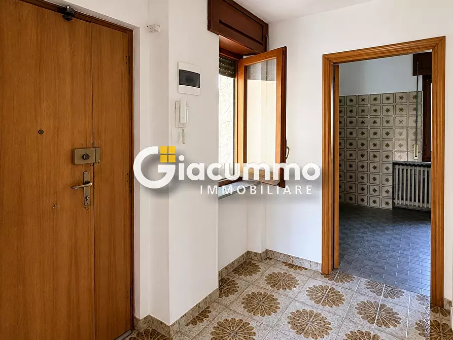 Immagine 3 di Pentalocale in vendita  in Via Genova 12 a Potenza