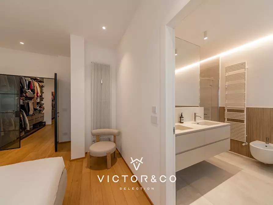 Immagine 23 di Attico in vendita  a Novara