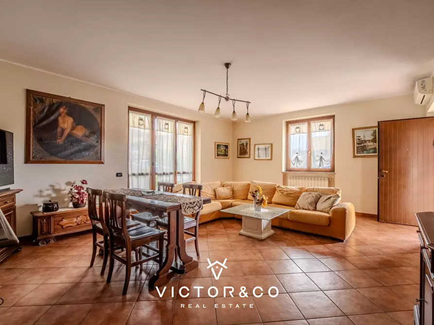 Immagine 27 di Casa bifamiliare in vendita  in Via Borghetto 4 a Casalino