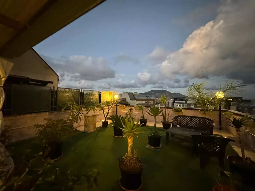 Immagine 16 di Attico in affitto  a Palermo