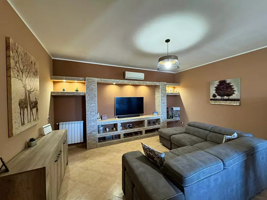 Immagine 21 di Appartamento in vendita  a Monreale