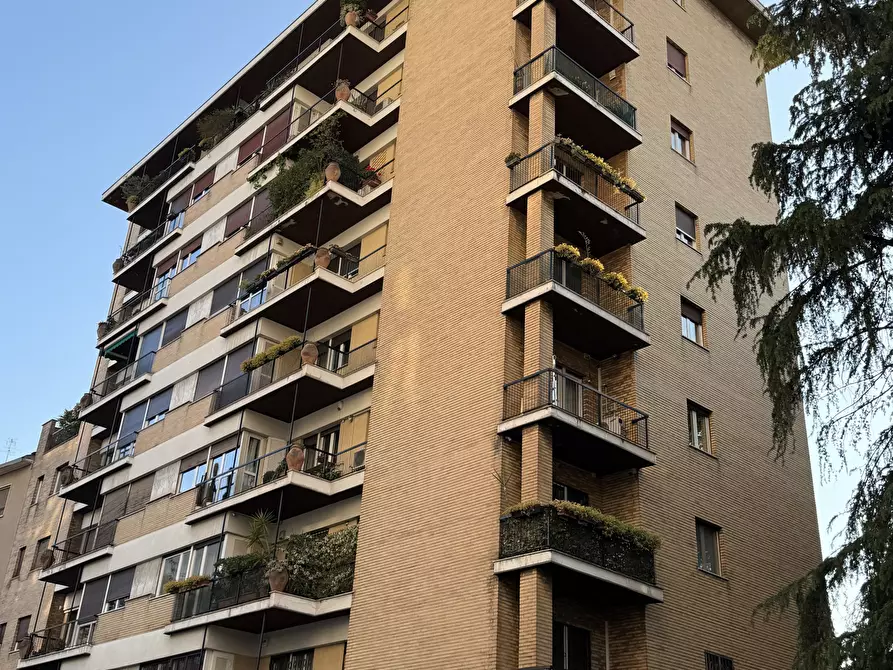 Immagine 97 di Pentalocale in vendita  in Via Roberto Moroni 7A a Sesto San Giovanni