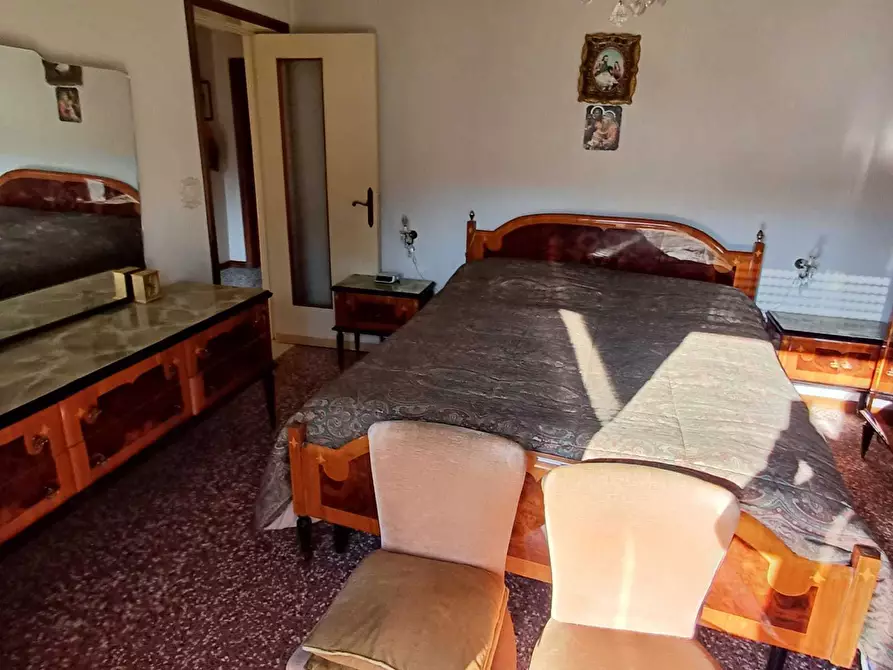 Immagine 25 di Quadrilocale in vendita  a Fornovo Di Taro