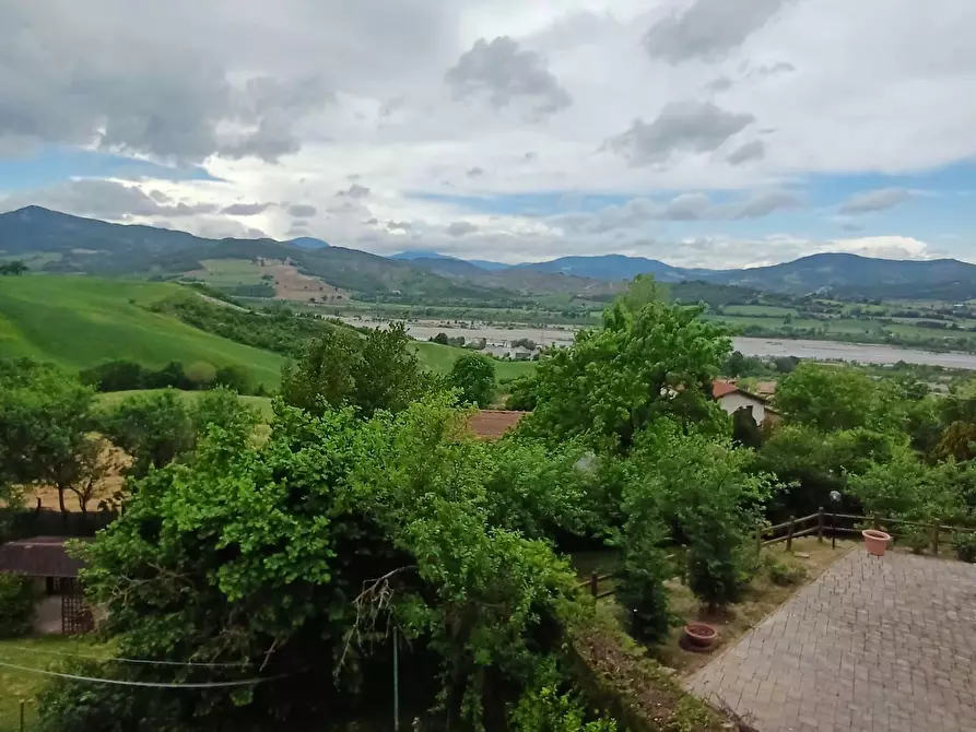 Immagine 31 di Trilocale in vendita  a Fornovo Di Taro