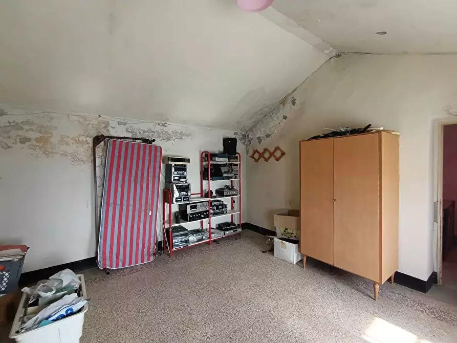 Immagine 28 di Casa indipendente in vendita  a Bore