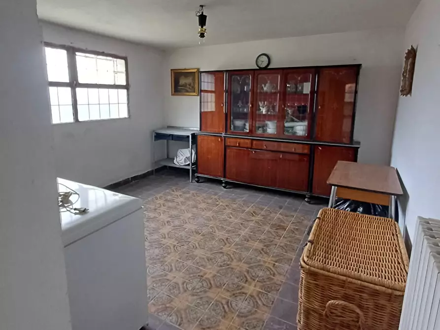 Immagine 41 di Trilocale in vendita  a Fornovo Di Taro