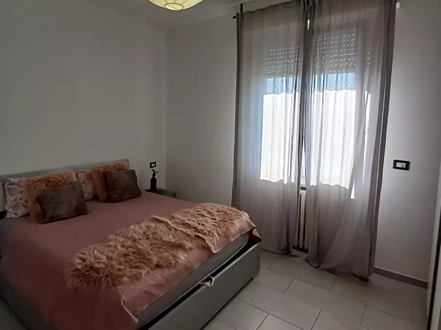 Immagine 21 di Trilocale in vendita  a Medesano