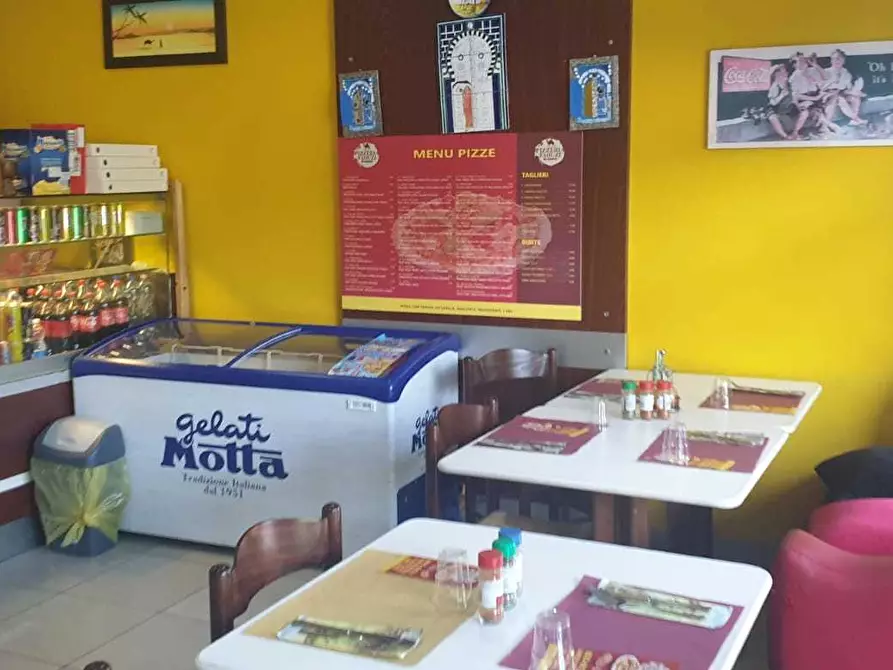 Immagine 4 di Appartamento in vendita  a Medesano