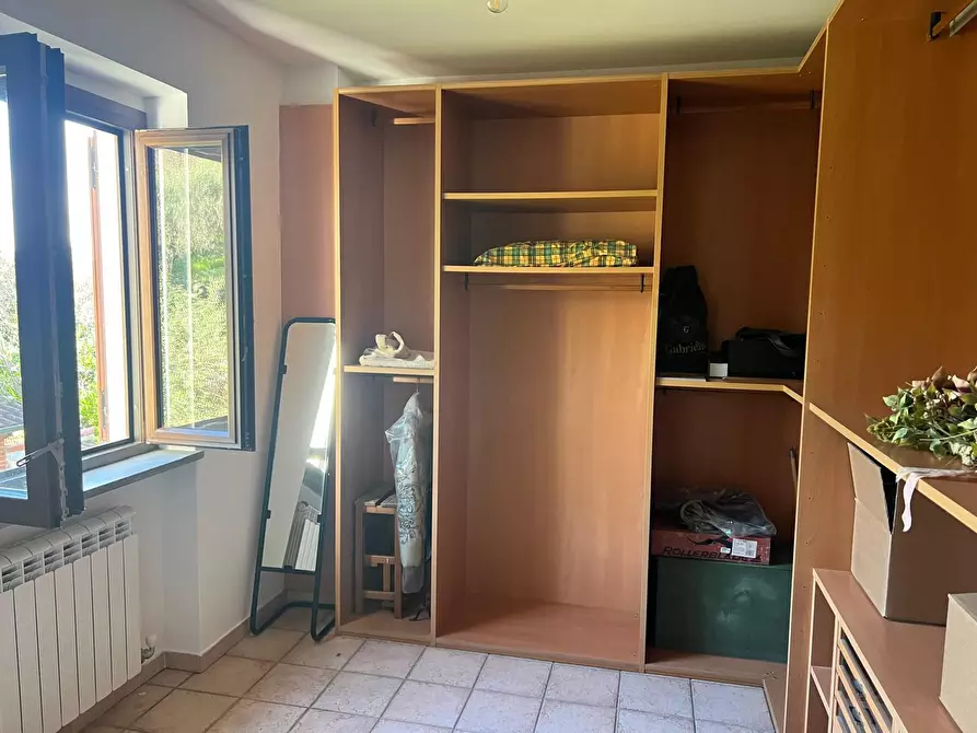 Immagine 15 di Villetta a schiera in vendita  a Sarzana