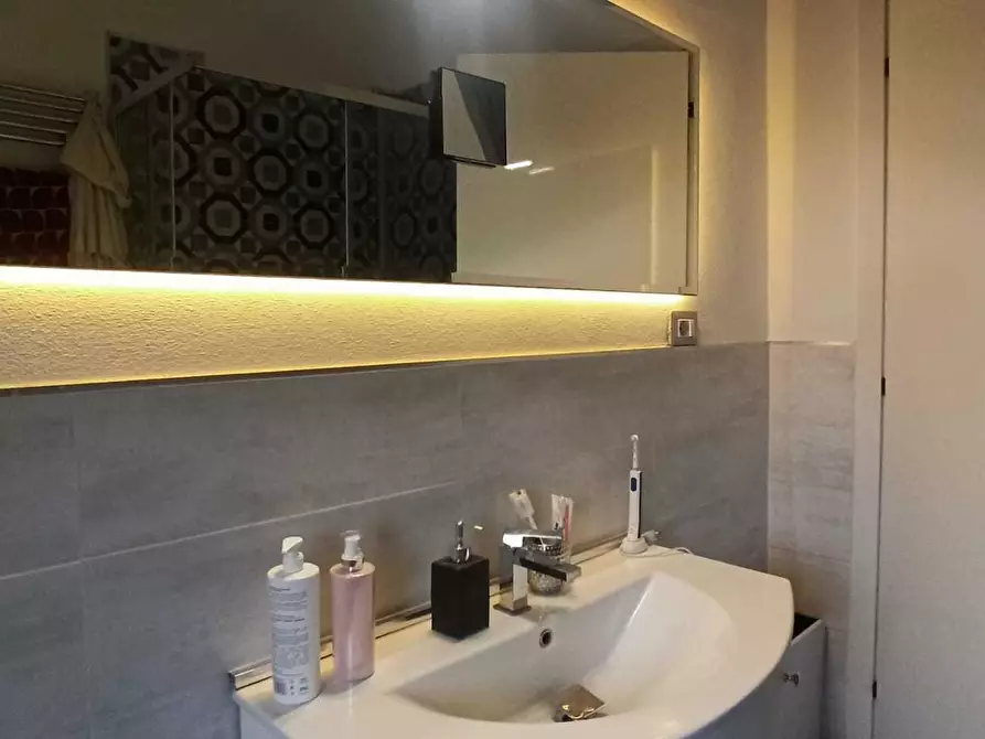 Immagine 33 di Quadrilocale in vendita  in Via Canonica 27 a Arcola