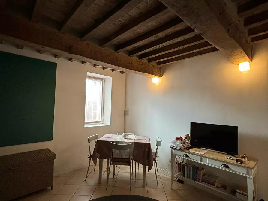 Immagine 5 di Appartamento in vendita  a Varano De' Melegari