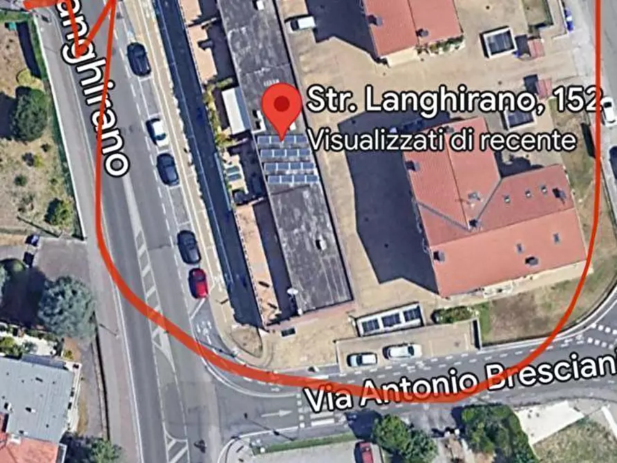 Immagine 4 di Garage in vendita  a Parma