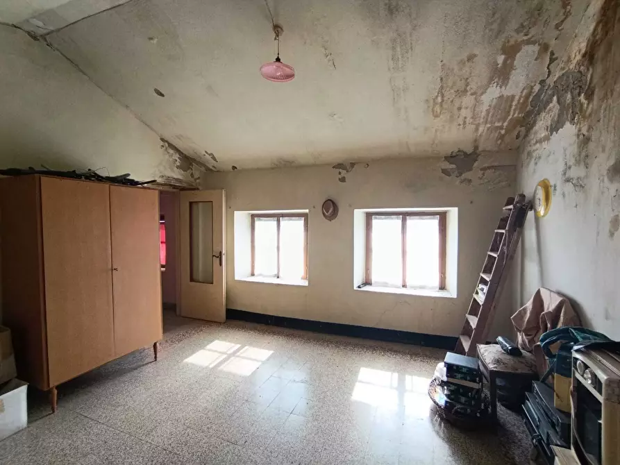 Immagine 27 di Casa indipendente in vendita  a Bore