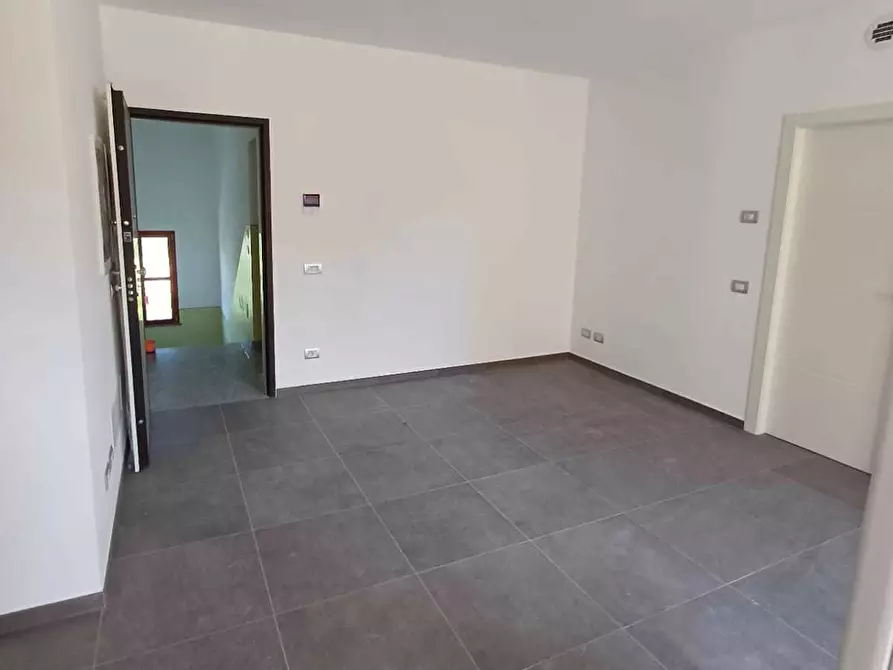 Immagine 14 di Quadrilocale in vendita  a Medesano