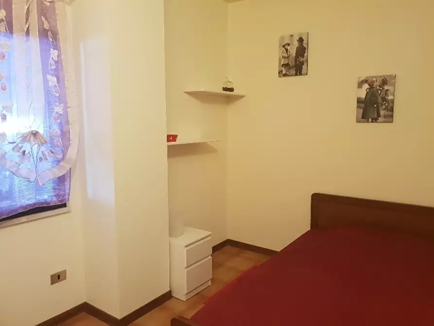 Immagine 14 di Quadrilocale in affitto  a Varano De' Melegari
