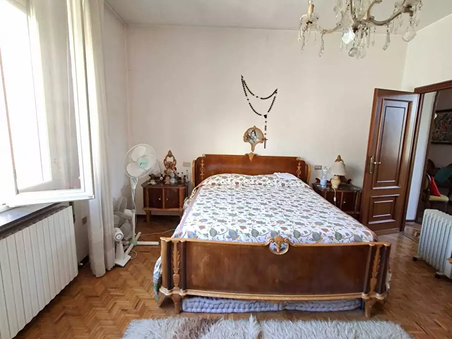 Immagine 34 di Trilocale in vendita  a Medesano