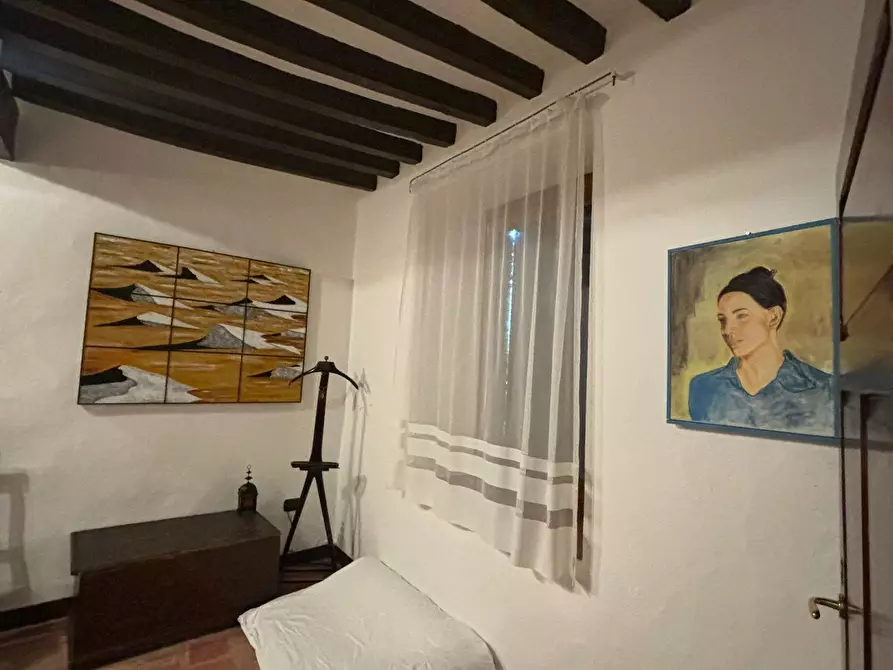 Immagine 38 di Porzione di casa in vendita  a Terenzo