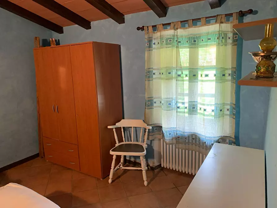 Immagine 12 di Trilocale in affitto  a Varano De' Melegari