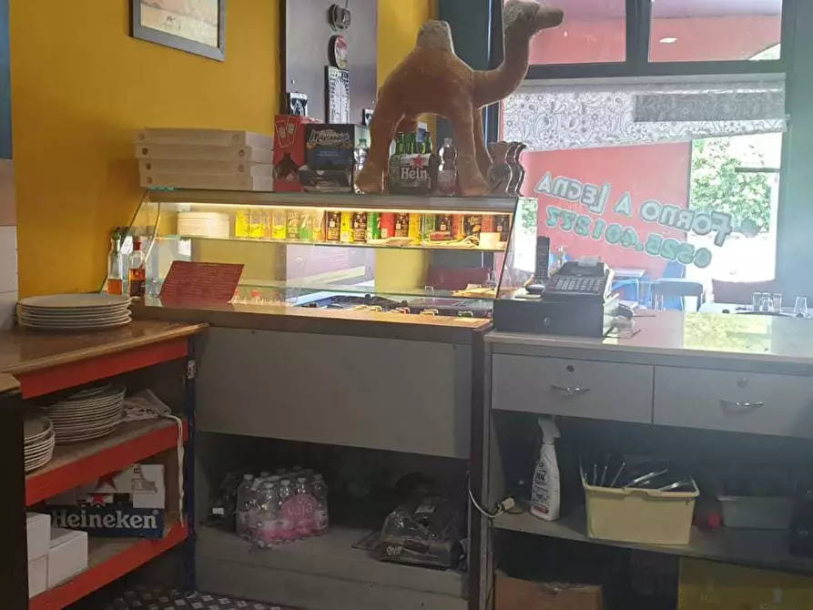 Immagine 10 di Appartamento in vendita  a Medesano