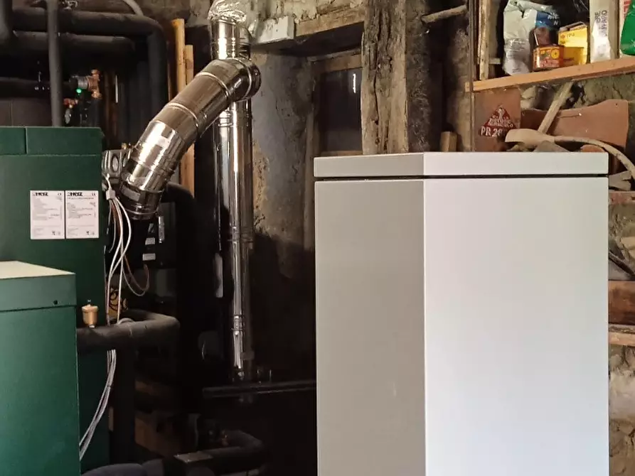 Immagine 41 di Terratetto in vendita  in Strada Per Piazza-Sivizzano a Fornovo Di Taro