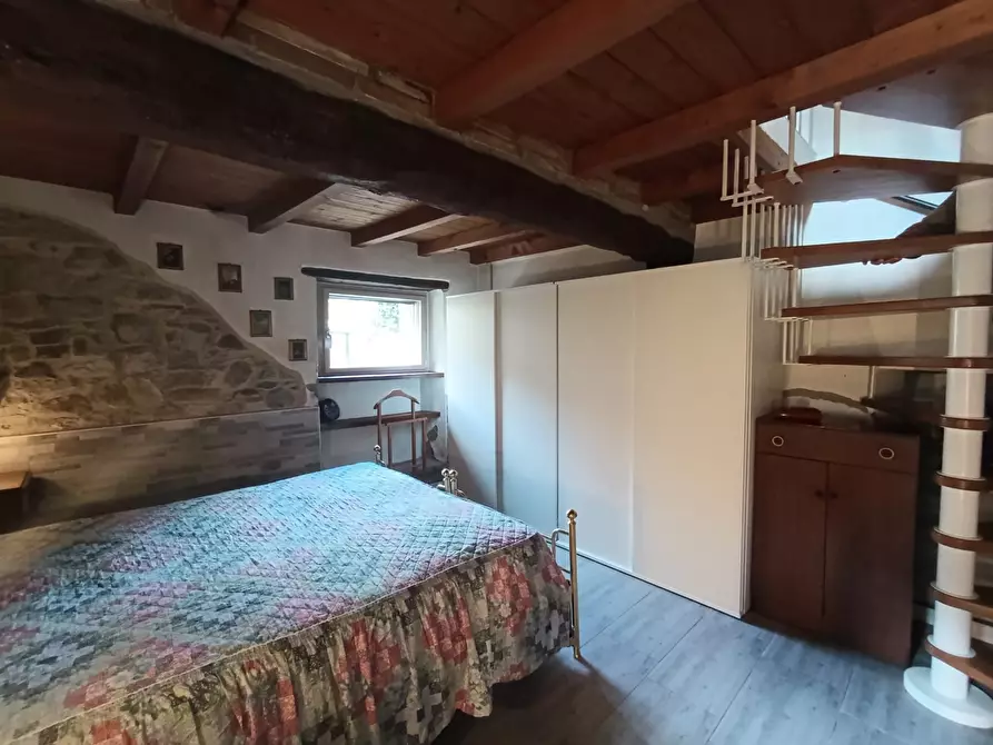 Immagine 21 di Casa indipendente in vendita  a Terenzo