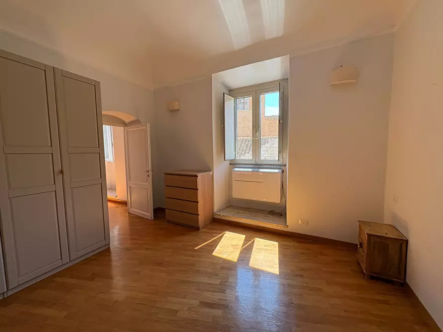 Immagine 17 di Trilocale in affitto  in Via di San Giovanni in Laterano 276 a Roma