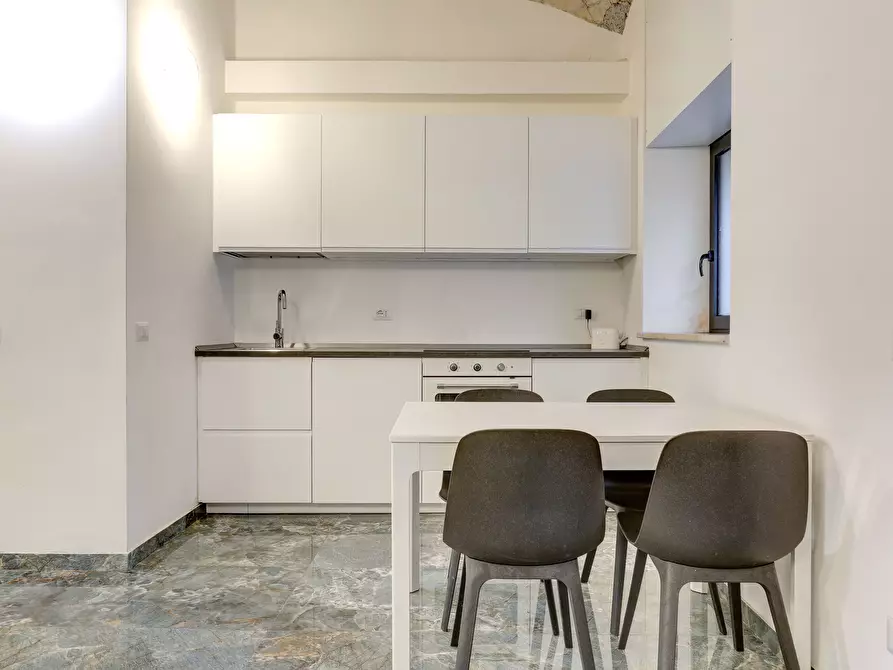 Immagine 4 di Loft/Open space in vendita  a Roma