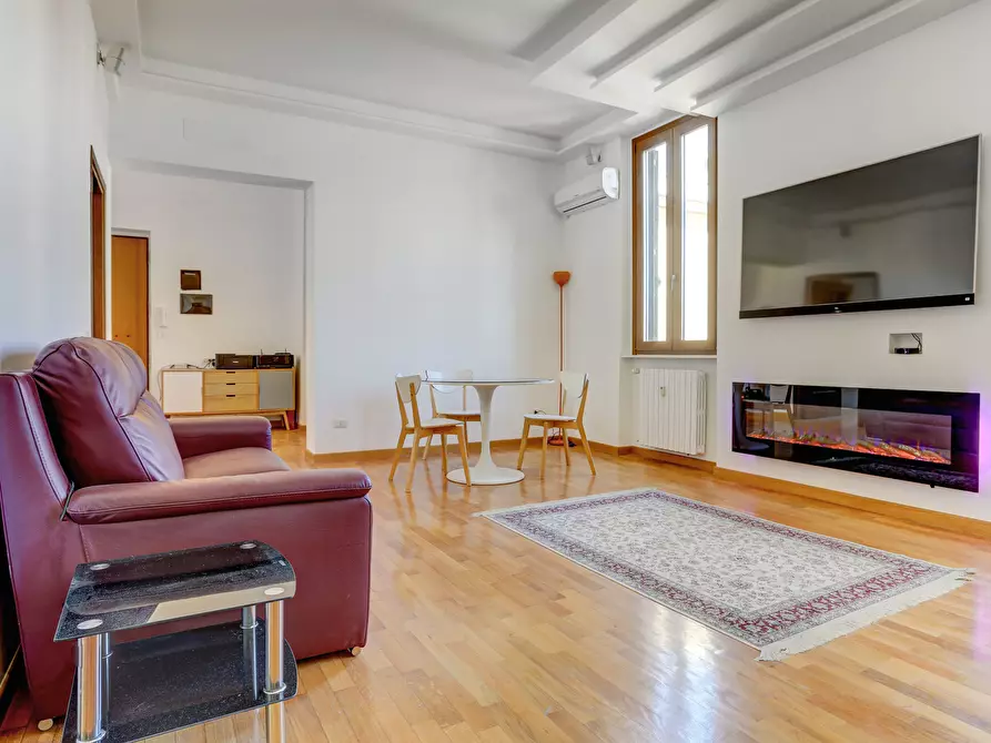 Immagine 1 di Trilocale in vendita  in VIA DI SAN GIOVANNI IN LATERANO 190 a Roma