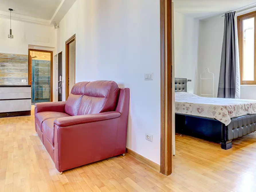 Immagine 9 di Trilocale in vendita  in VIA DI SAN GIOVANNI IN LATERANO 190 a Roma