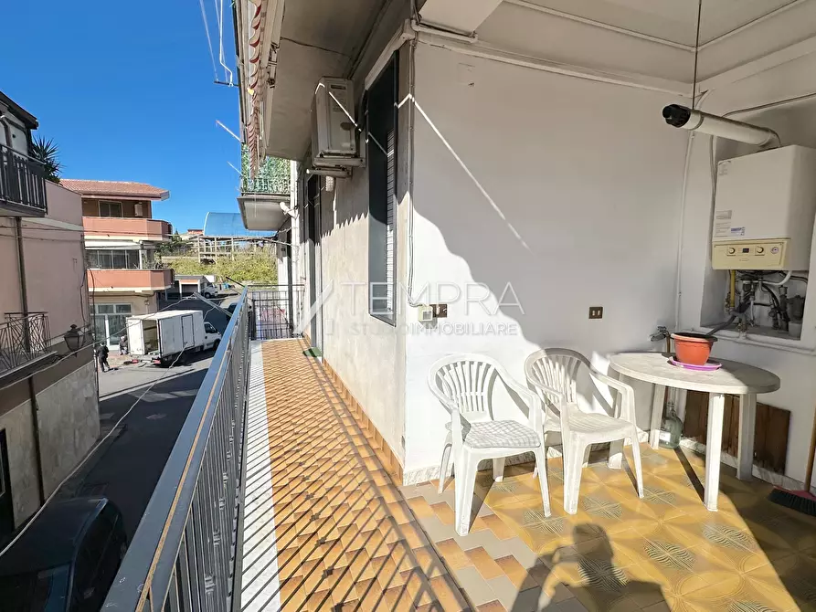 Immagine 5 di Appartamento in vendita  a Adrano