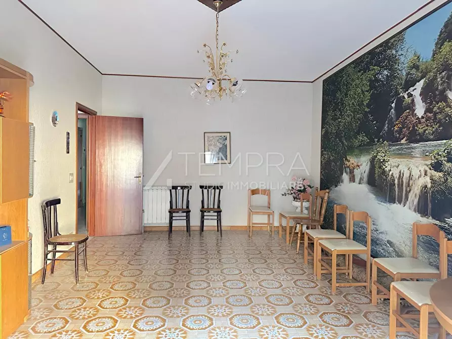 Immagine 6 di Appartamento in vendita  in Via della Costituzione 32 a Adrano