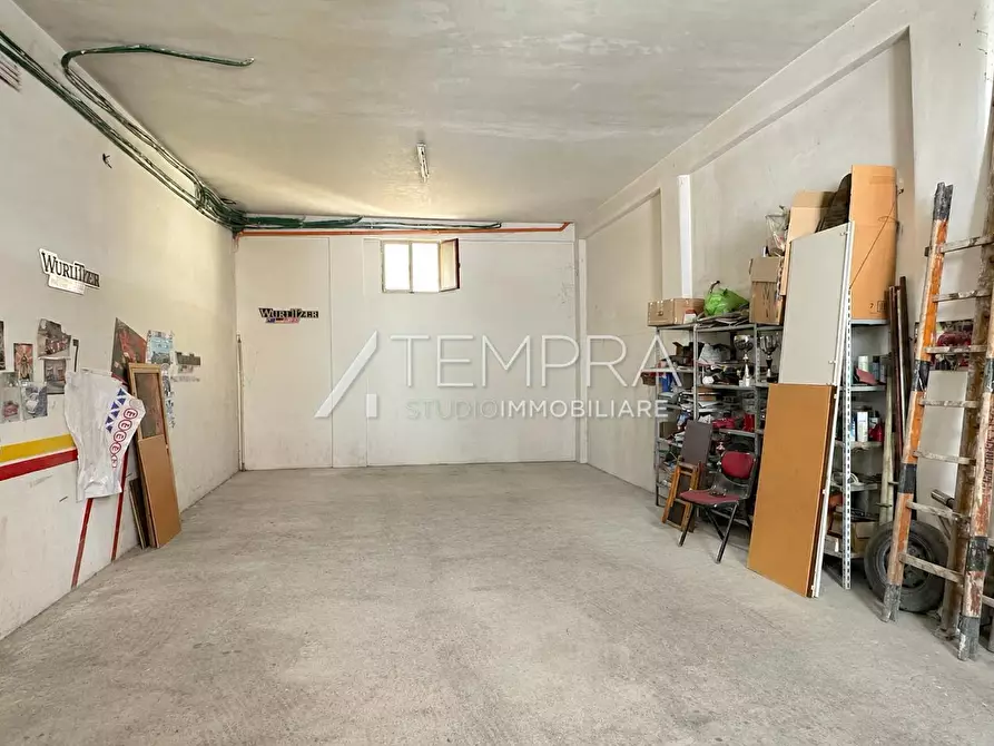 Immagine 30 di Casa indipendente in vendita  in Via Biviere 37 a Adrano
