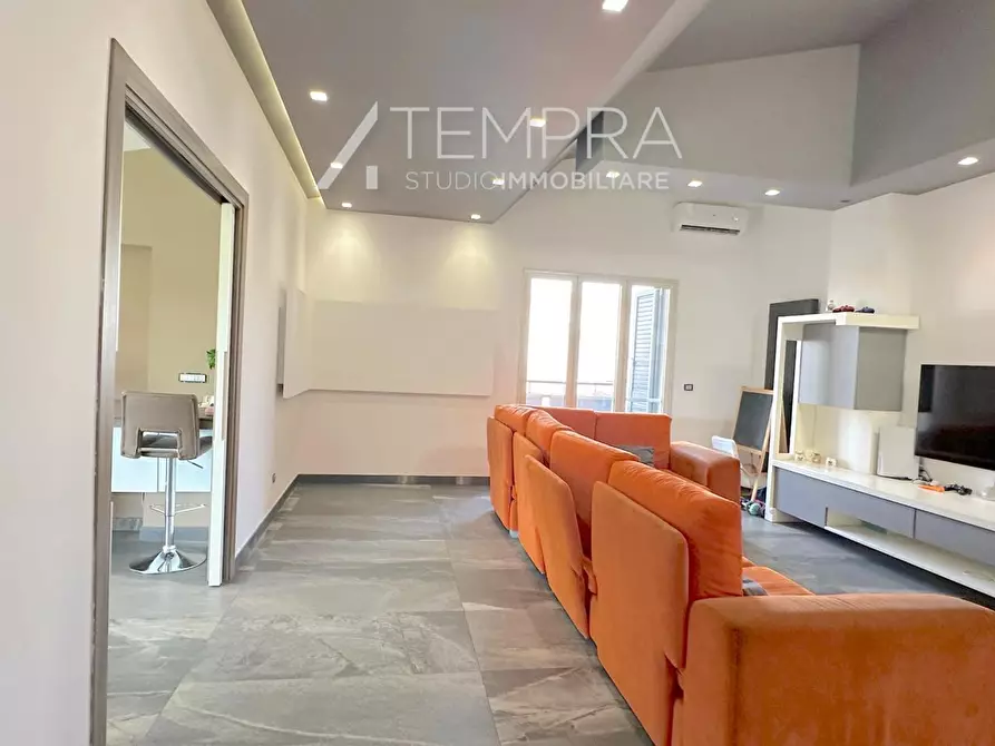 Immagine 9 di Attico in vendita  in Via Cappuccini a Adrano