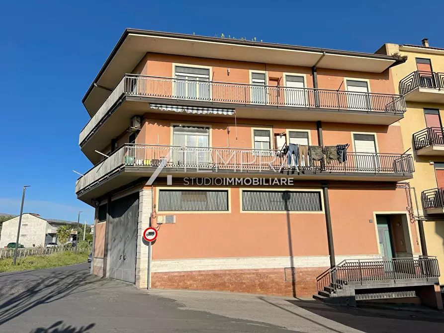 Immagine 1 di Appartamento in vendita  in Via Frans Kafka 1 a Adrano
