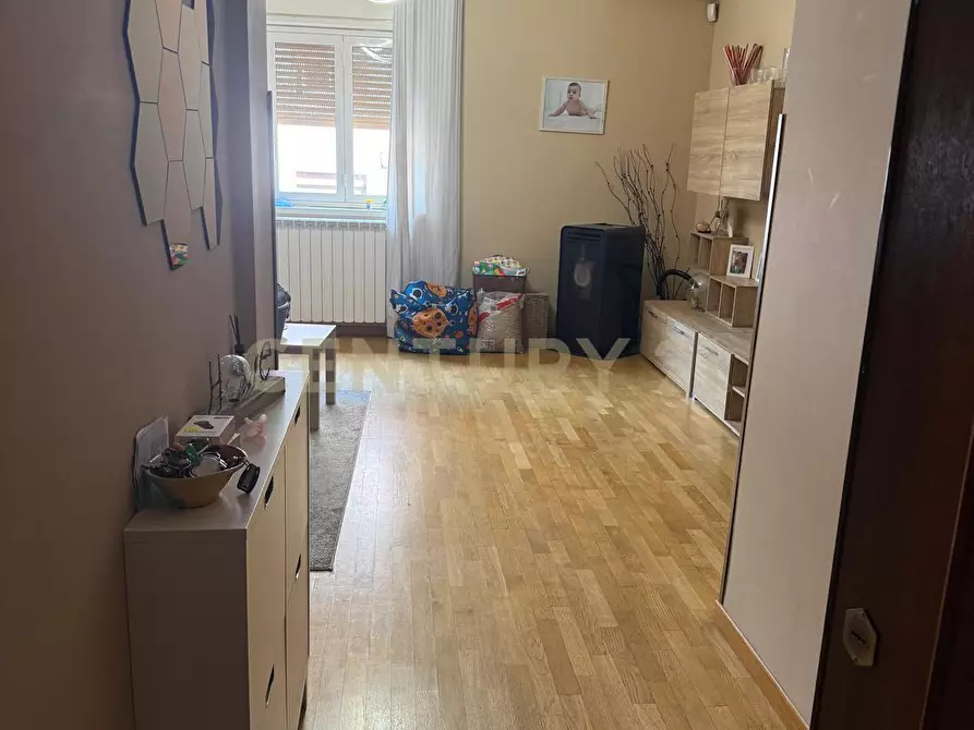 Immagine 17 di Quadrilocale in vendita  in Via Sebastiano Catania 325 a Misterbianco