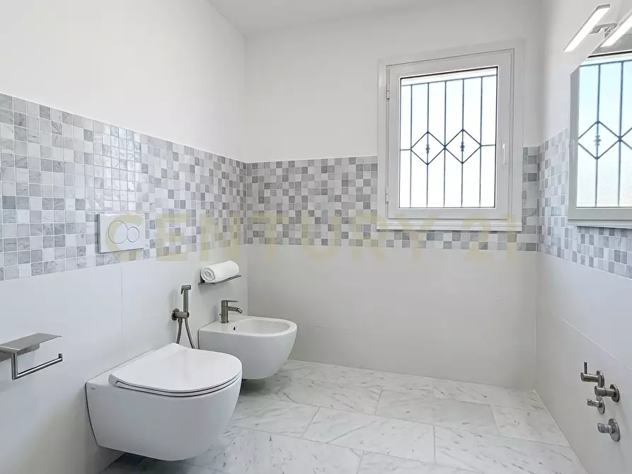 Immagine 28 di Villa in vendita  in Via San Guglielmo Abate 13 a Siracusa