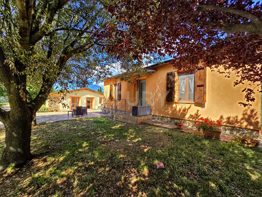 Immagine 10 di Rustico / casale in vendita  in Strada Provinciale Giuncarico 11 a Roccastrada